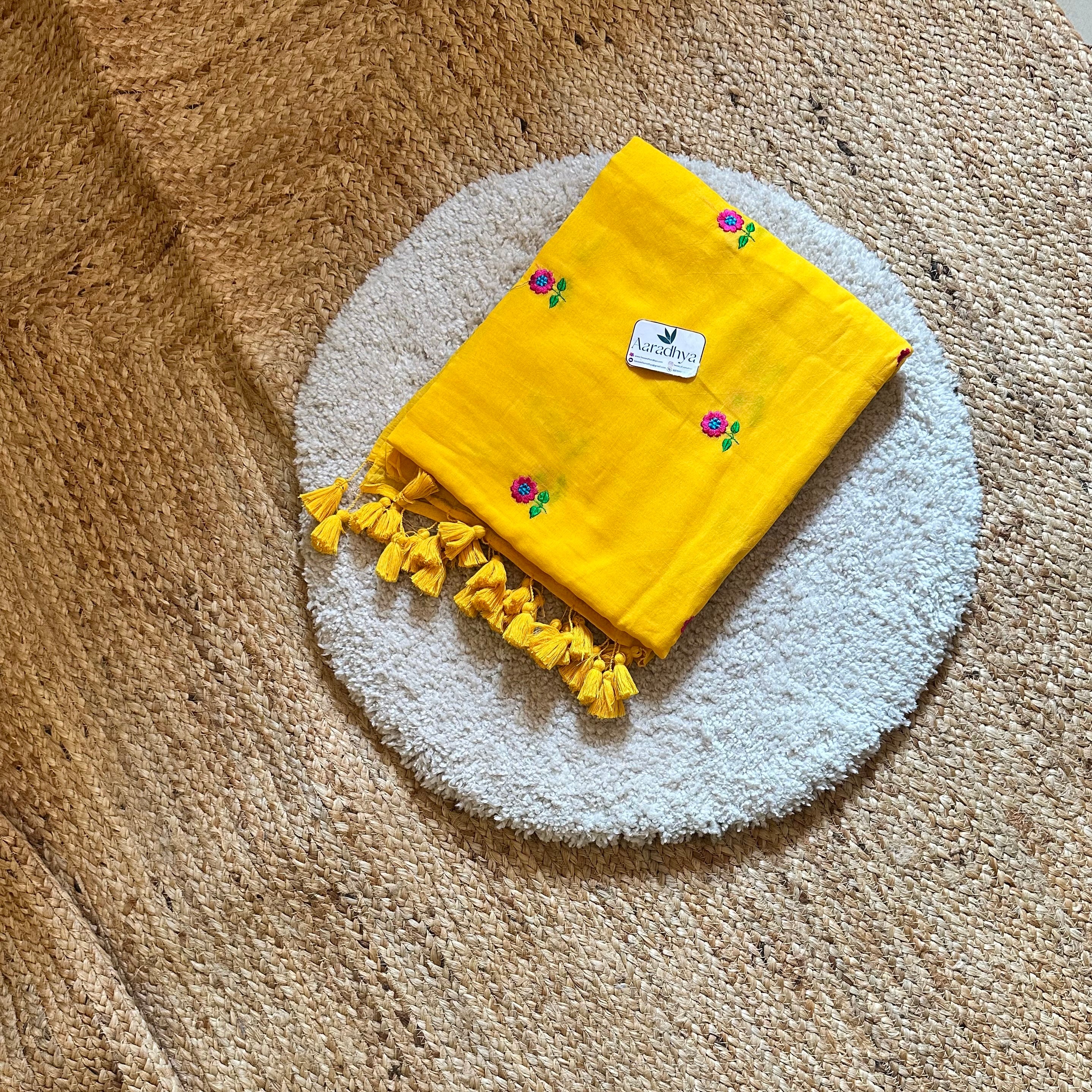 Small Daisy Embroidery | Yellow Mul Cotton Saree
