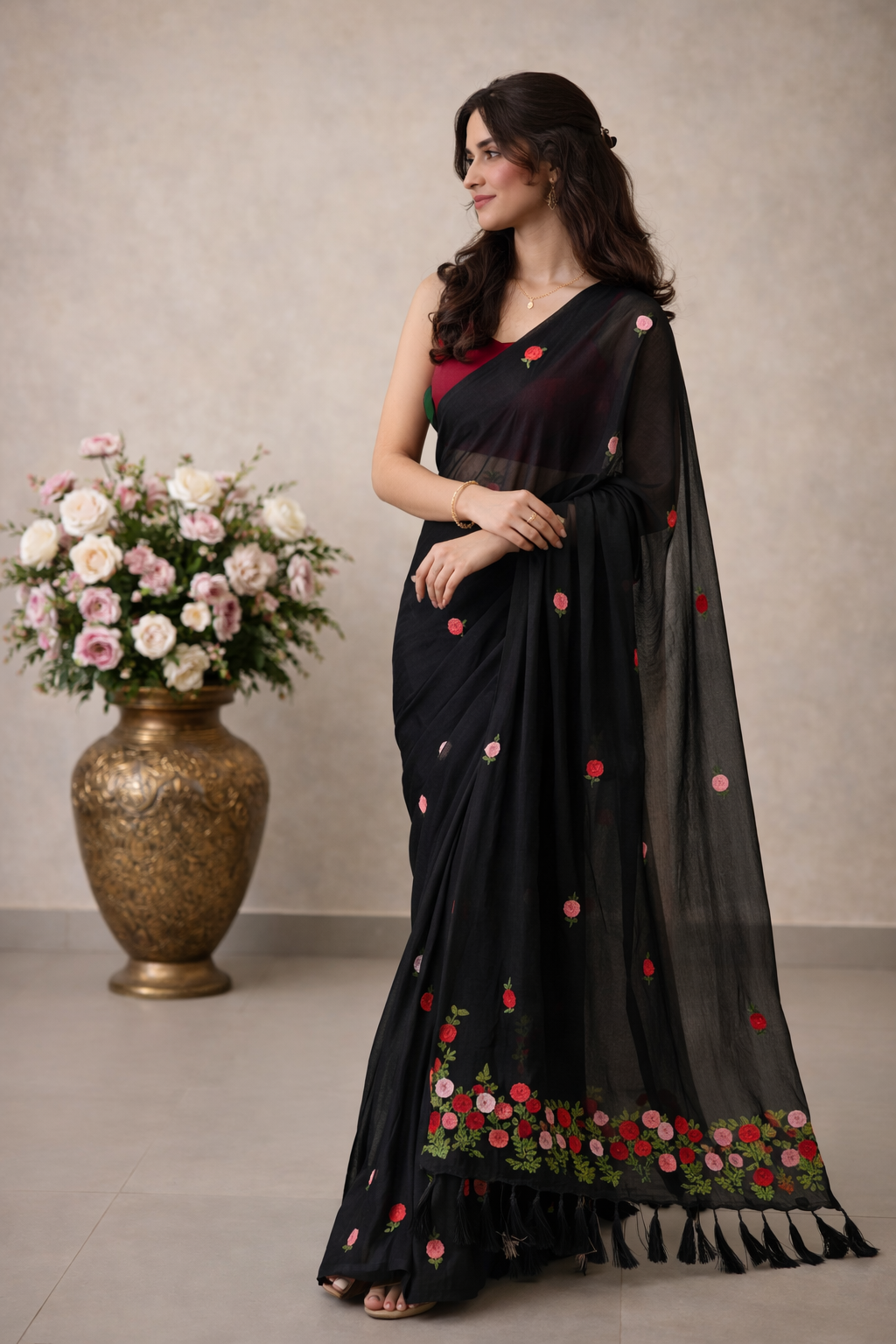 Hand Stiched Kantha Embroidery | Black Mul Cotton Saree
