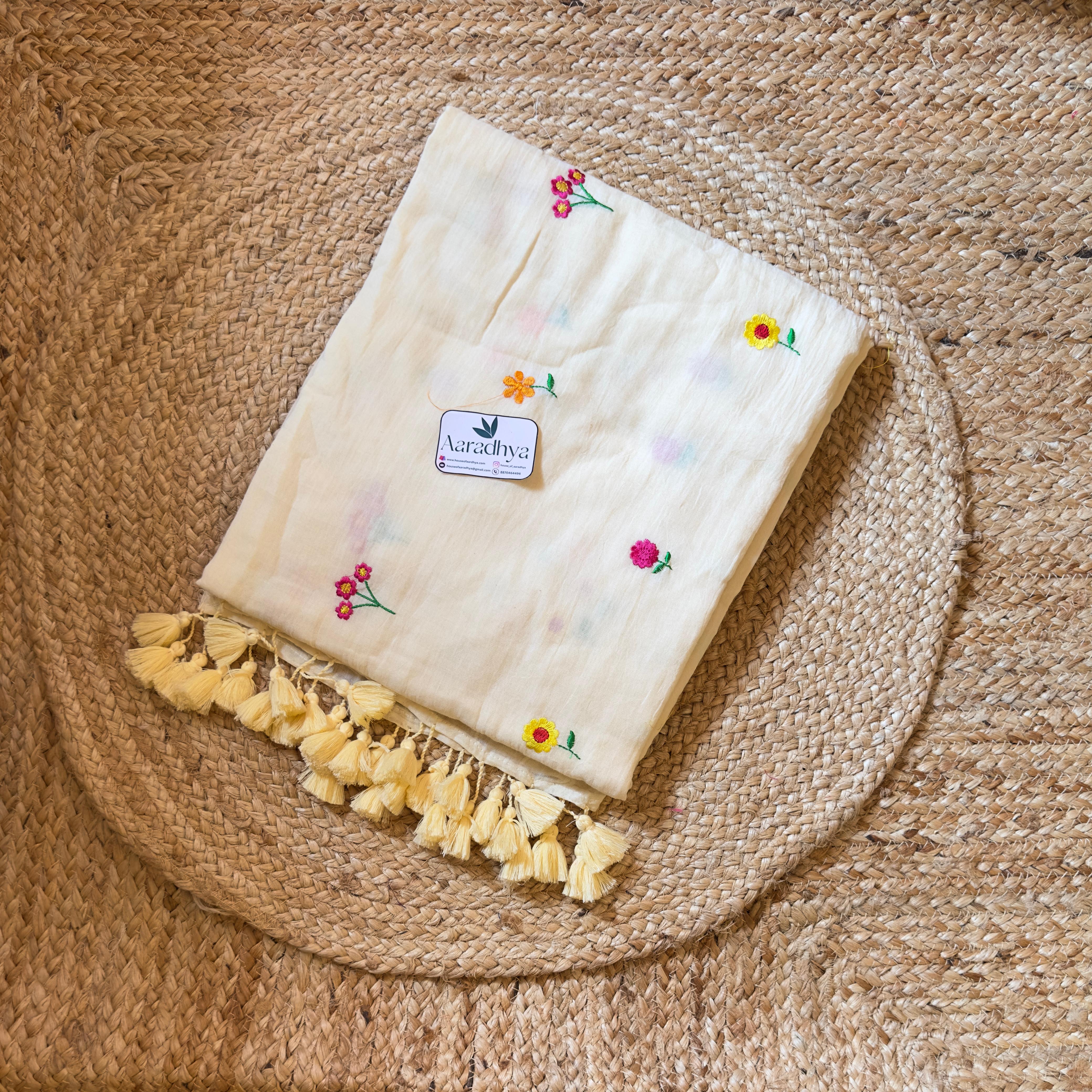 Chuimui Embroidery | Off White Mul Cotton Saree