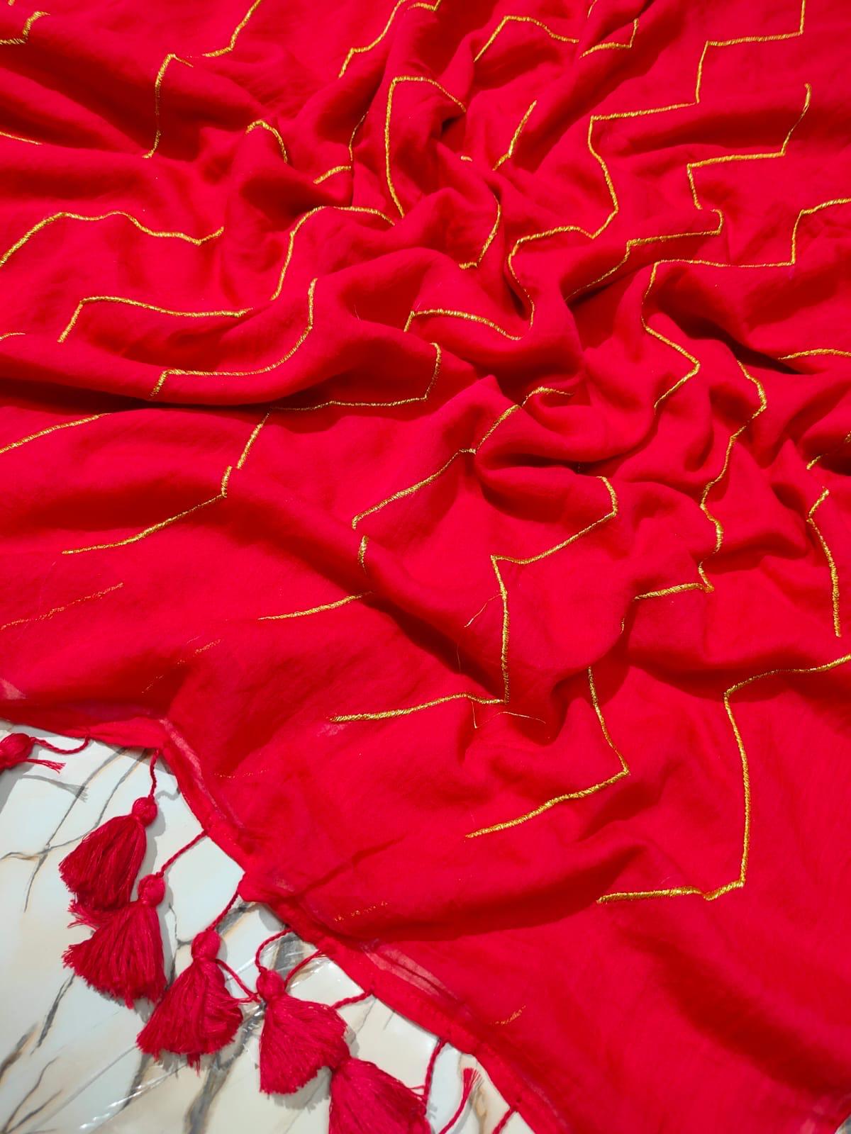 ZigZag Embroidery |Red Mul Cotton Saree
