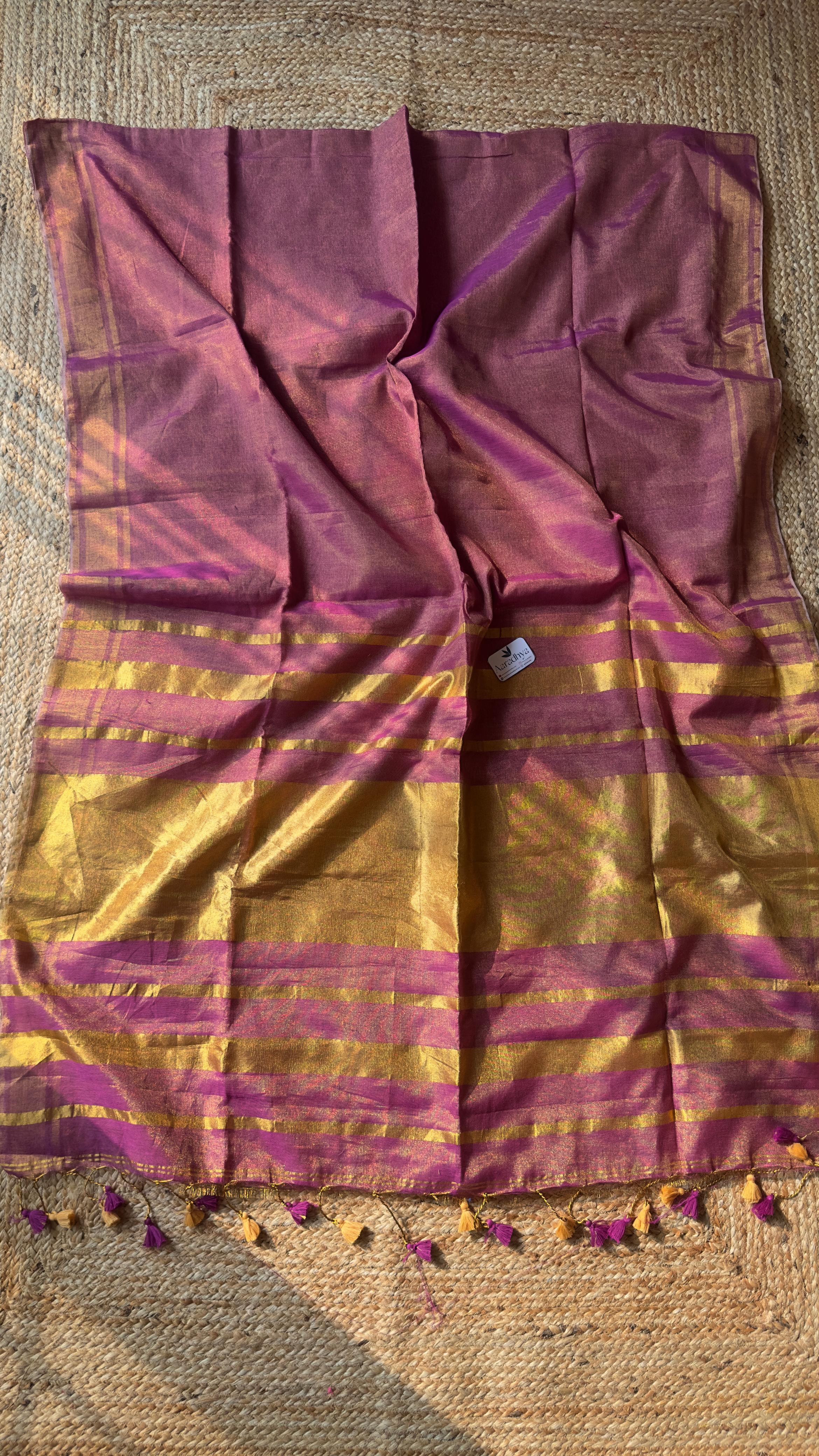 Linen Tissue | Purple Kerala Style Gold Pallu Saree